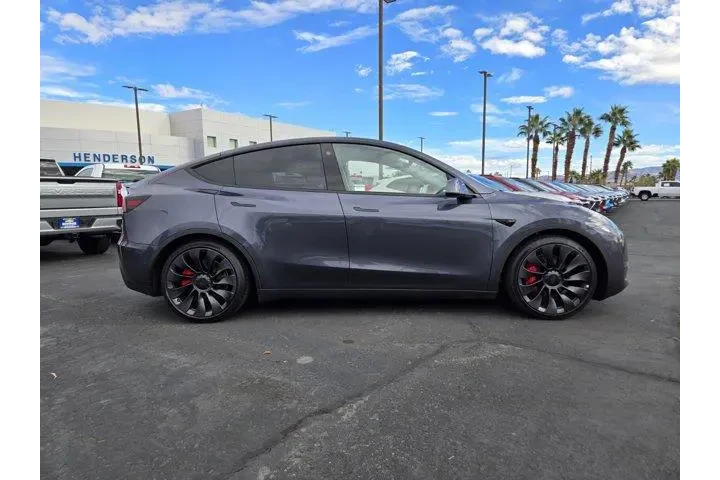 $33643 : Tesla Model Y 2022 AWD Perfo image 7