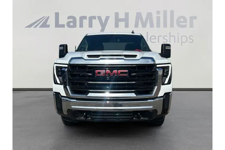 GMC Sierra 2500HD 2024 4x4 P image 8