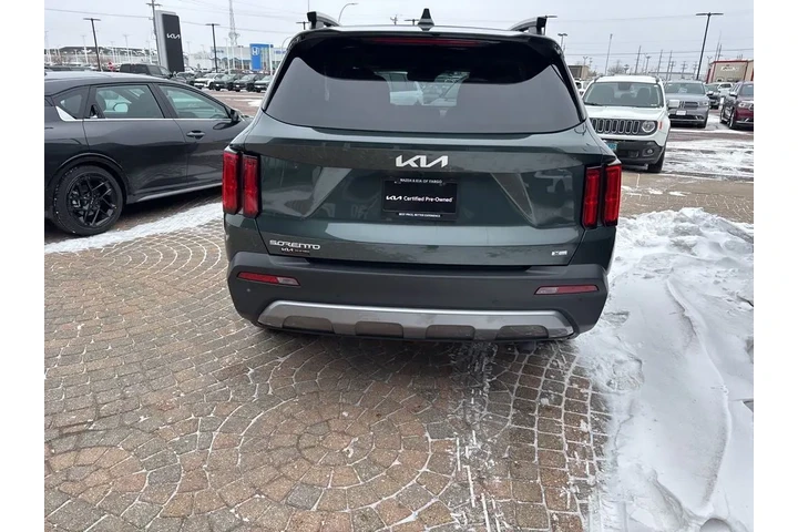 $35999 : 2023 Sorento X-Line SX Presti image 6