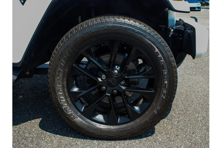 $28740 : Jeep Wrangler Unlimited 2021 image 7