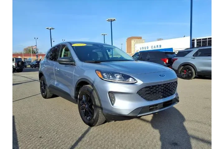 $21980 : Ford Escape 2022 AWD SE 4dr image 3