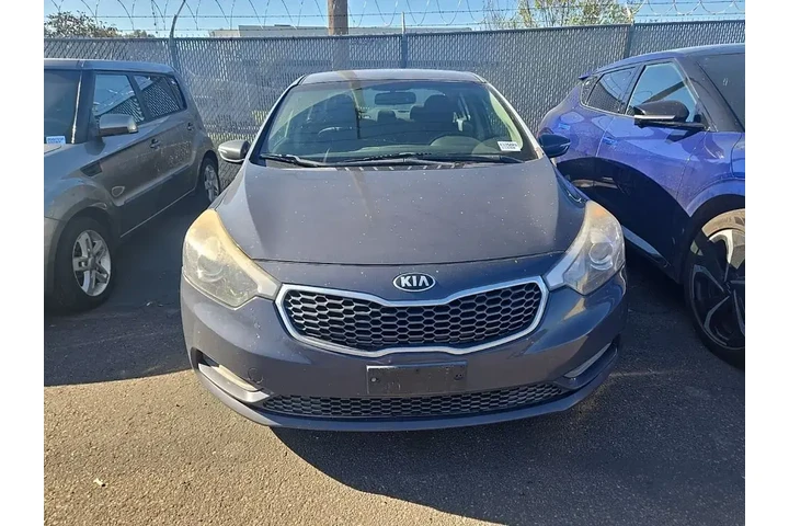 $6991 : Kia Forte 2016 LX 4dr Sedan image 2
