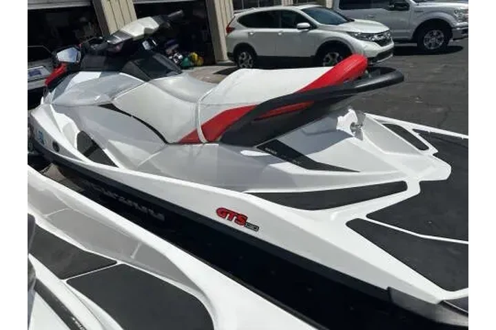 2011 Sea-Doo GTS 130 image 7