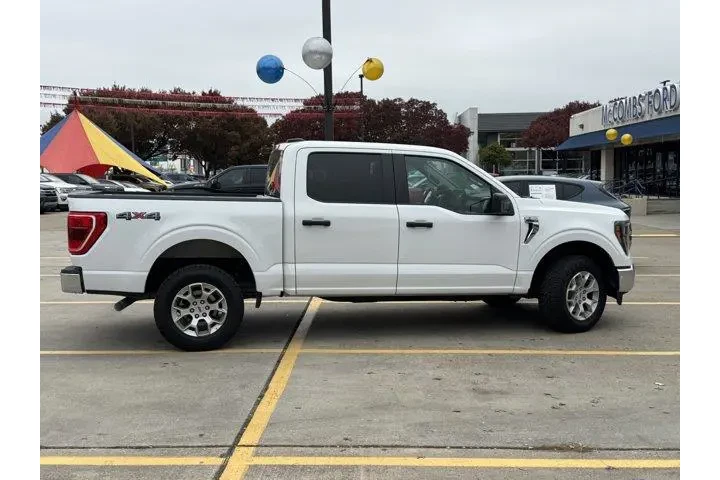 $35808 : Ford F-150 2023 4x4 XLT 4dr image 4