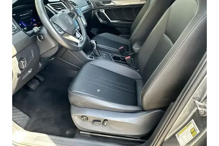 $18441 : Volkswagen Tiguan 2023 SE 4d image 5