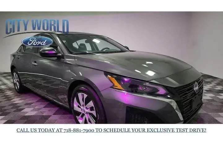 $20194 : Nissan Altima 2025 2.5 S 4dr image 2