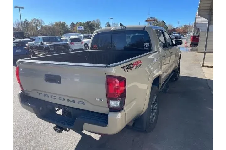 $29992 : Toyota Tacoma 2019 4x4 TRD P image 3