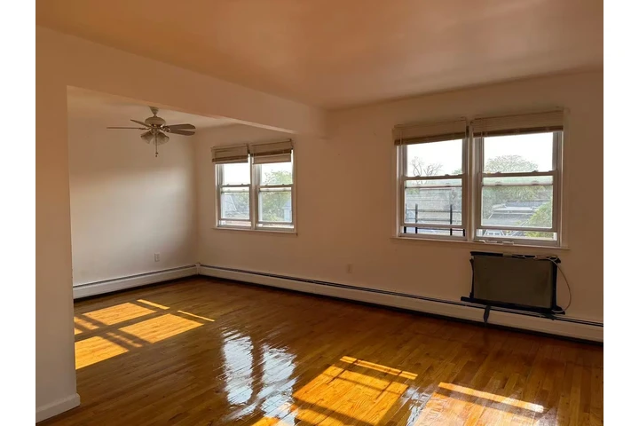 $3200 : apartamento en flushing image 2
