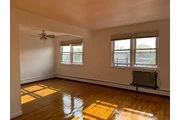 $3200 : apartamento en flushing thumbnail