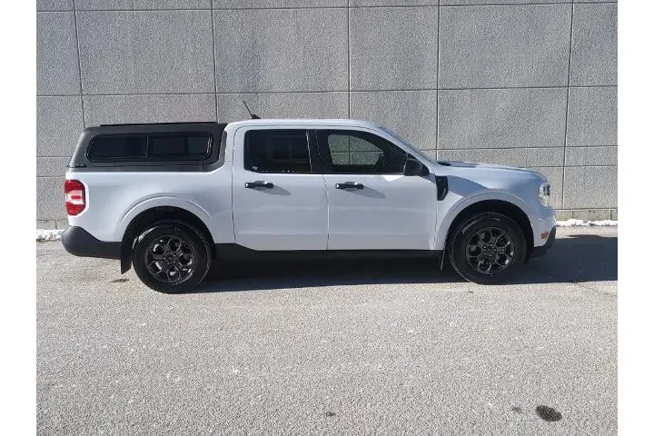 $27495 : Ford Maverick 2023 AWD XLT 4 image 5