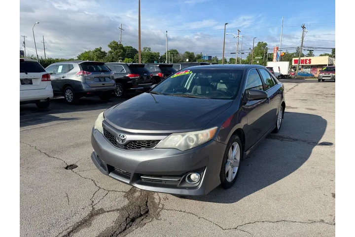 $6980 : 2014 Camry SE image 8