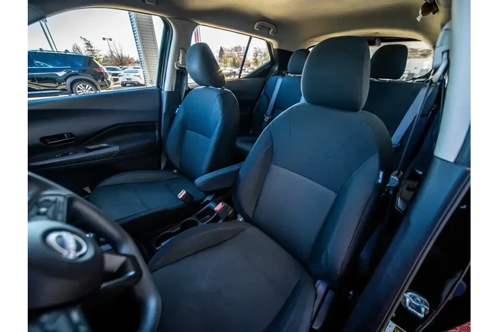 $15988 : Nissan Kicks 2024 S 4dr Cros image 8