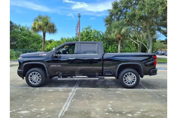 $72485 : Chevrolet Silverado 2500HD 2 image 4