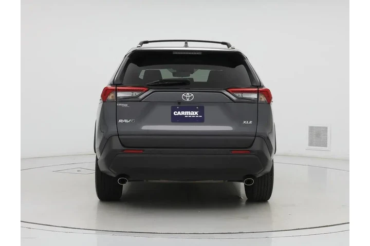 $28998 : Toyota RAV4 2021 XLE Premium image 6