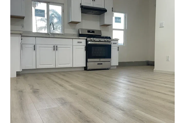 $1100 : Cozy 1-Bedroom and 1-Bathroom image 7