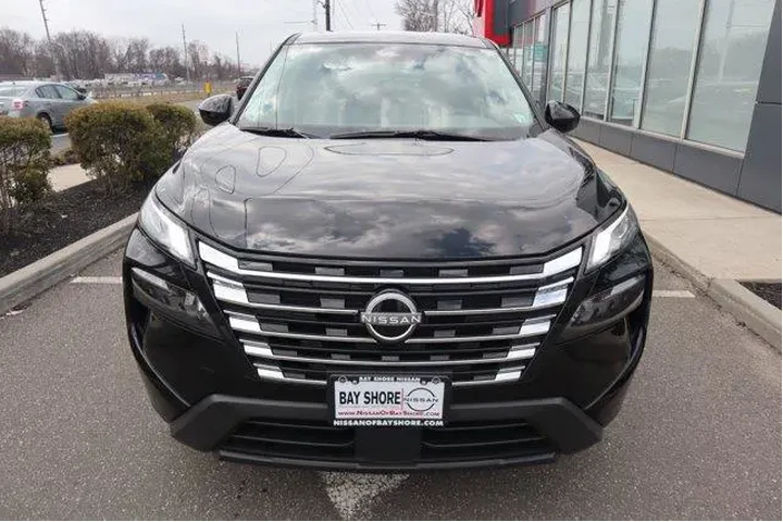 $23131 : Nissan Rogue 2025 AWD SV 4dr image 5