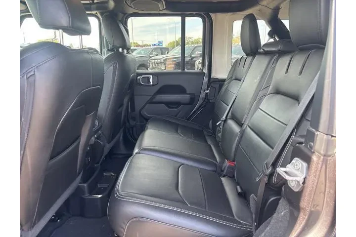 $32997 : Jeep Wrangler Unlimited 2022 image 9