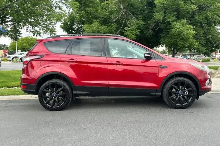 $15995 : Ford Escape 2017 AWD Titaniu image 8