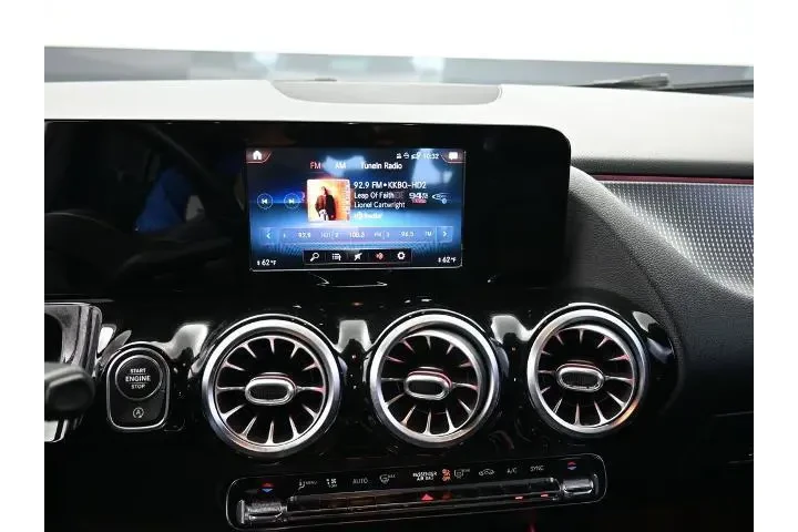 $23791 : Mercedes-Benz GLA 2021 GLA 2 image 9