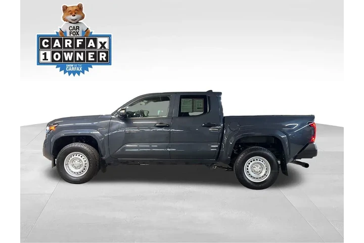 $35988 : Gold Certified 2025 Tacoma SR image 2