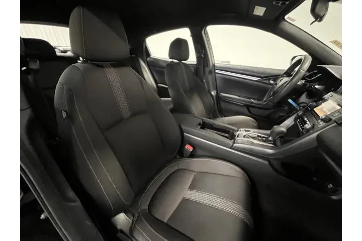 $19953 : Honda Civic 2020 LX 4dr Hatc image 9