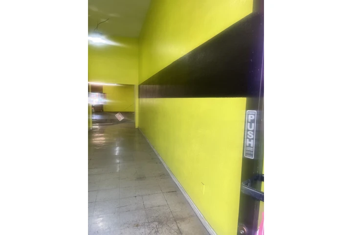 $3500 : Local de renta image 7