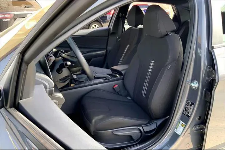 $20997 : Hyundai ELANTRA 2025 SEL Spo image 8