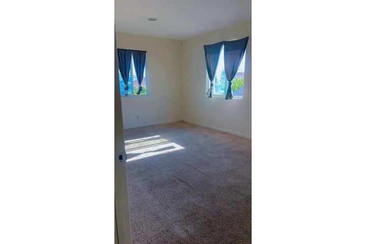 $975 : Se renta Máster room image 3