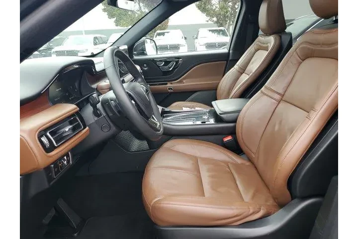 $38990 : Lincoln Aviator 2023 Reserve image 10