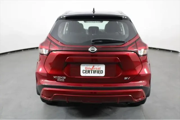 $17246 : Nissan Kicks 2023 SV 4dr Cro image 10