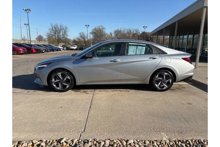 $16498 : Hyundai ELANTRA 2023 SEL 4dr image 2