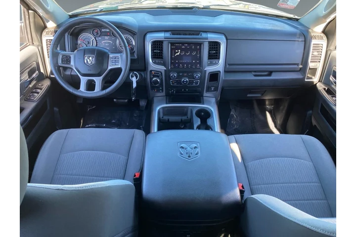 $38763 : Ram 1500 Classic 2023 image 10