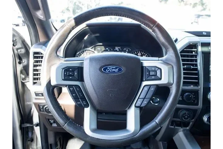 $32147 : Ford F-150 2018 4x4 King Ran image 10