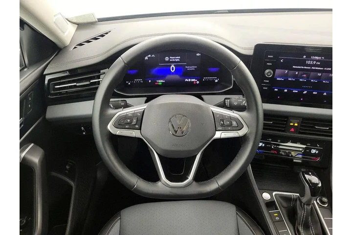 $22998 : Volkswagen Jetta 2025 SE 4dr image 10