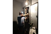 Peinado de tableros eléctricos en Caracas
