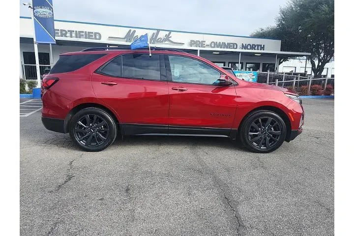 $22498 : Chevrolet Equinox 2023 RS 4d image 2