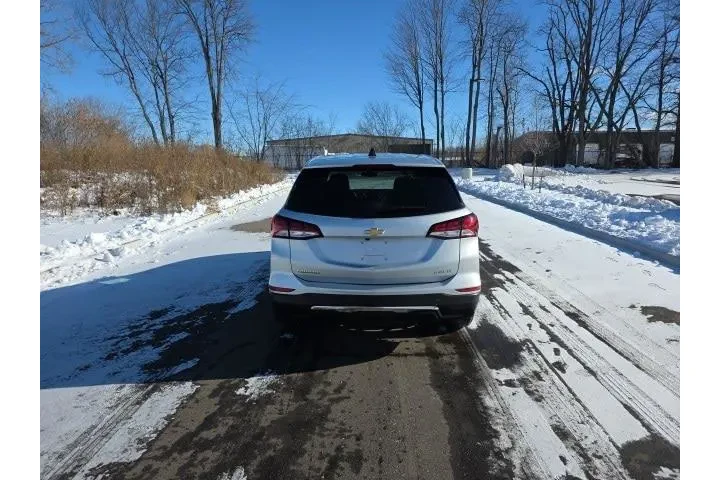 $22000 : Chevrolet Equinox 2022 4x4 L image 6