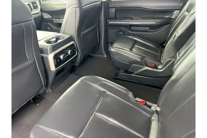 $35999 : Ford Expedition 2024 4x2 XLT image 5