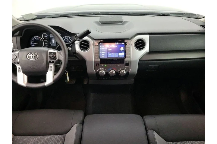 $30998 : Toyota Tundra 2021 4x2 SR5 4 image 9