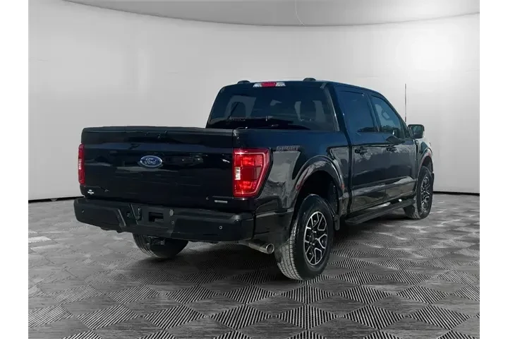 $39409 : Ford F-150 2023 4x4 XLT 4dr image 5