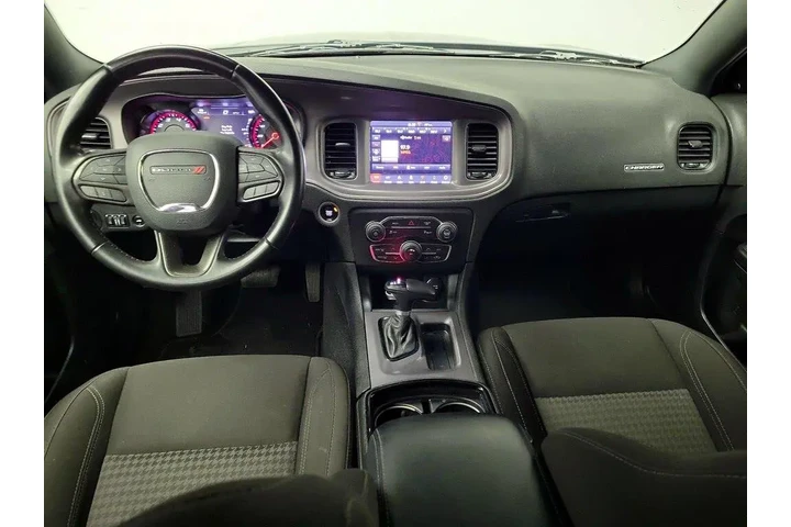 $27998 : Dodge Charger 2023 SXT 4dr S image 9