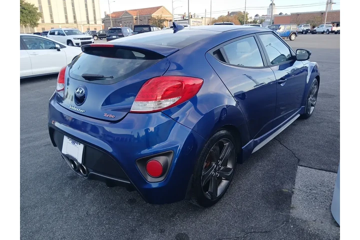 $7981 : Hyundai VELOSTER 2015 Turbo image 4