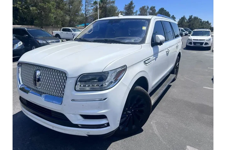 $34747 : Lincoln Navigator 2020 4x4 R image 1