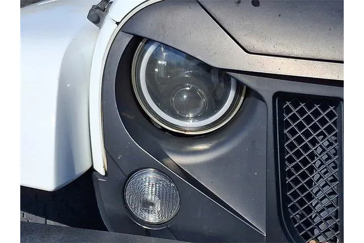 $9775 : Jeep Wrangler 2015 4x4 Sahar image 9