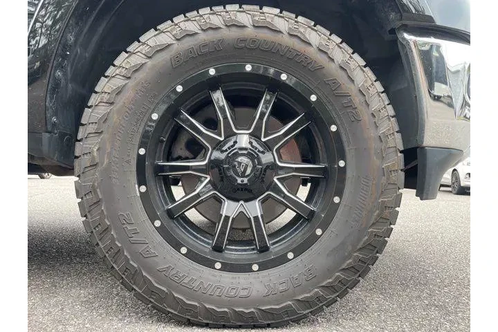 $39039 : Ram 1500 2021 4x4 Laramie 4d image 3