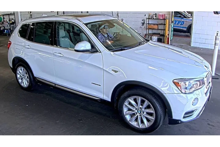 $11995 : 2015 BMW X3 xDrive28i image 1