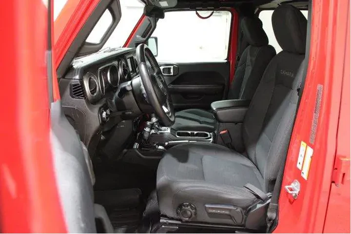 $33892 : Jeep Wrangler Unlimited 2019 image 4
