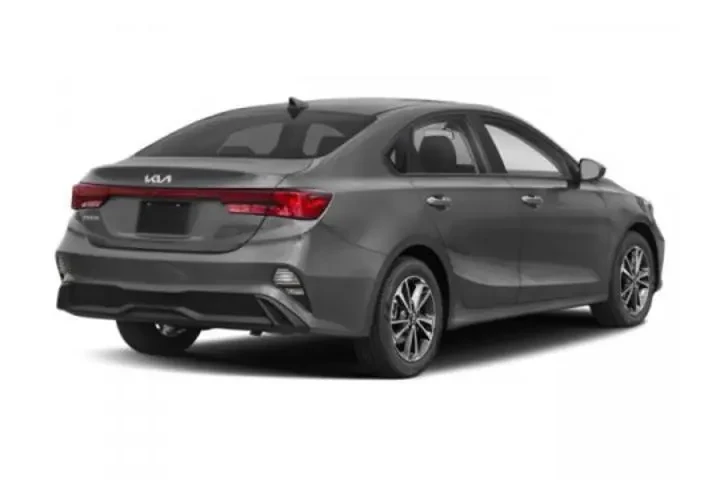 $19900 : Kia Forte 2023 LXS 4dr Sedan image 5