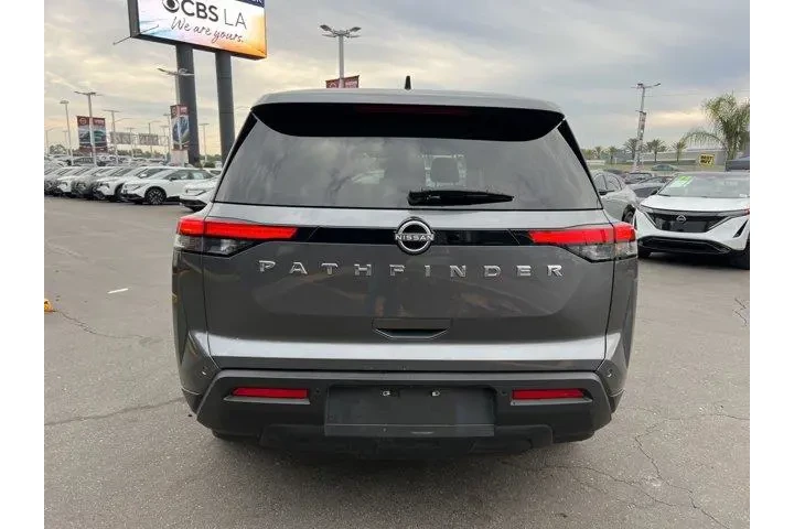 $22991 : Nissan Pathfinder 2023 S 4dr image 5