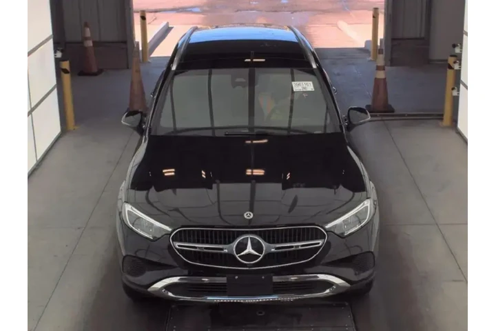 $35990 : Mercedes-Benz GLC 2024 GLC 3 image 2
